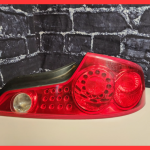 03-05 INFINITI G35 PASSENGER TAIL LIGHT