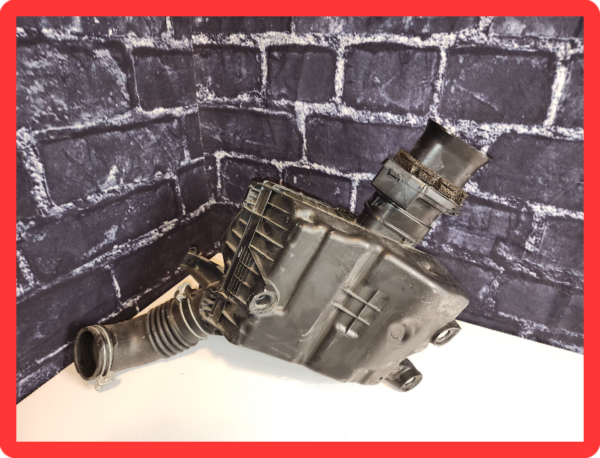 22-24 TUNDRA DRIVERS AIR INTAKE - Image 3