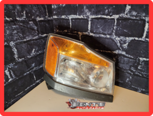 08-15 NISSAN TITAN PASSENGER SIDE HEADLIGHT