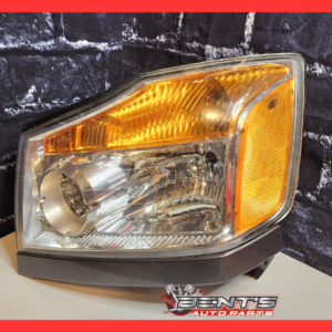 08-15 NISSAN TITAN DRIVERS HEADLIGHT